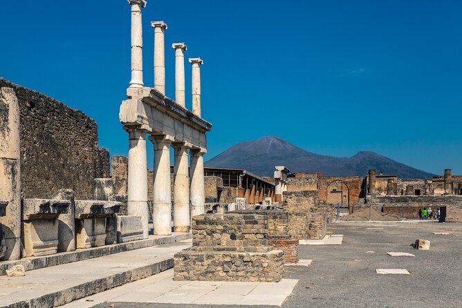 Private Transfer From Naples to Sorrento With Guided Tour in Pompeii - Tips for a Smooth Journey