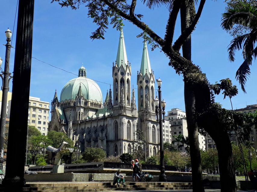 Sao Paulo: Downtown-Center Walking Tour 2 Hours - Booking Information