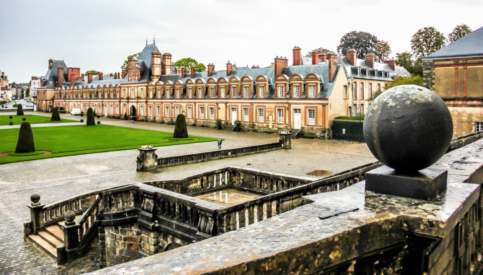 Skip-The-Line Château De Fontainebleau From Paris by Car - Tips for a Great Experience