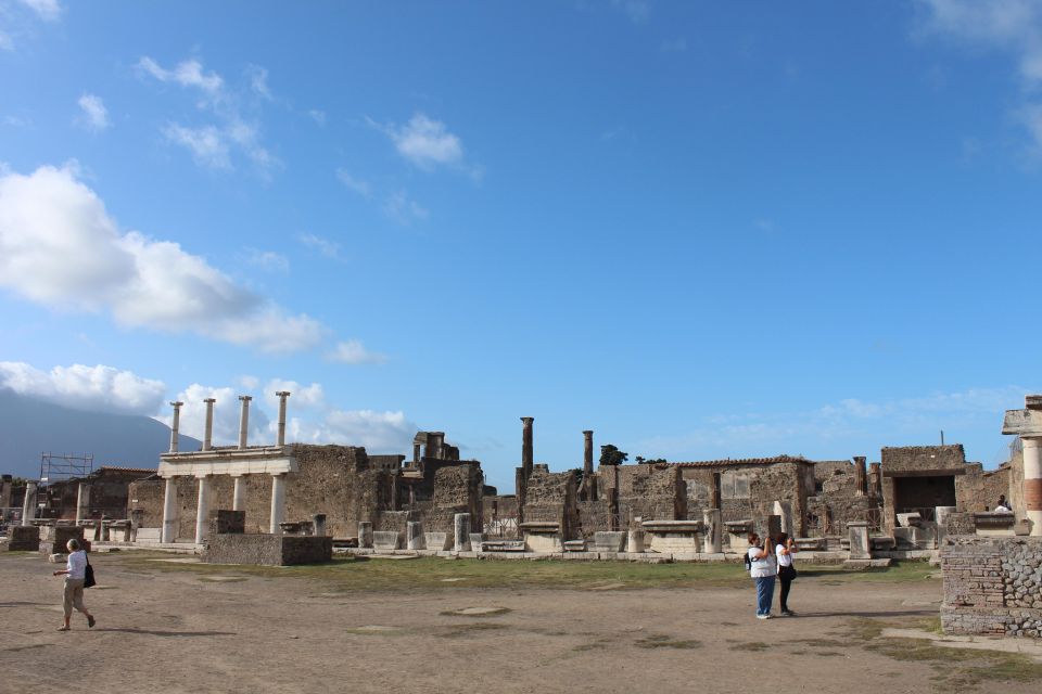 Skip the Line - Pompeii Discovery With Expert Archaeologist - Booking and Cancellation Policy