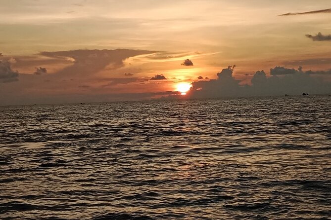 SUNSET Boat Trip-Seafood BBQ Dinner on Cruise-Night Squid Fishing - Traveler Reviews