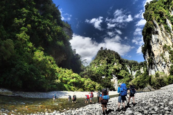 Ultimate New Zealand - Hiking New Zealand - 23 Days - Meeting and Pickup Details