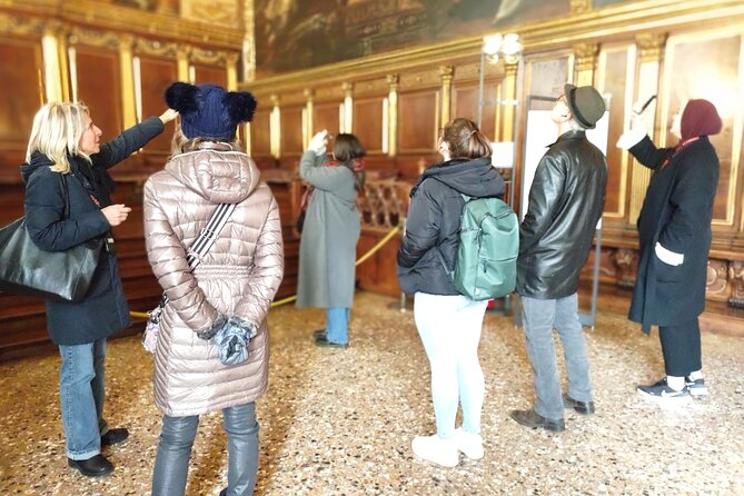 Venice: Doges Palace Guided Tour With Tickets & Optional Gondola - Customer Reviews and Feedback