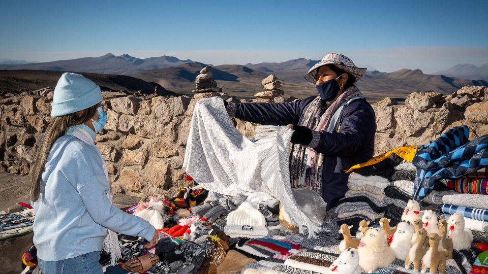 2 Days Trekking to the Colca Valley and the Condors Cross - Frequently Asked Questions