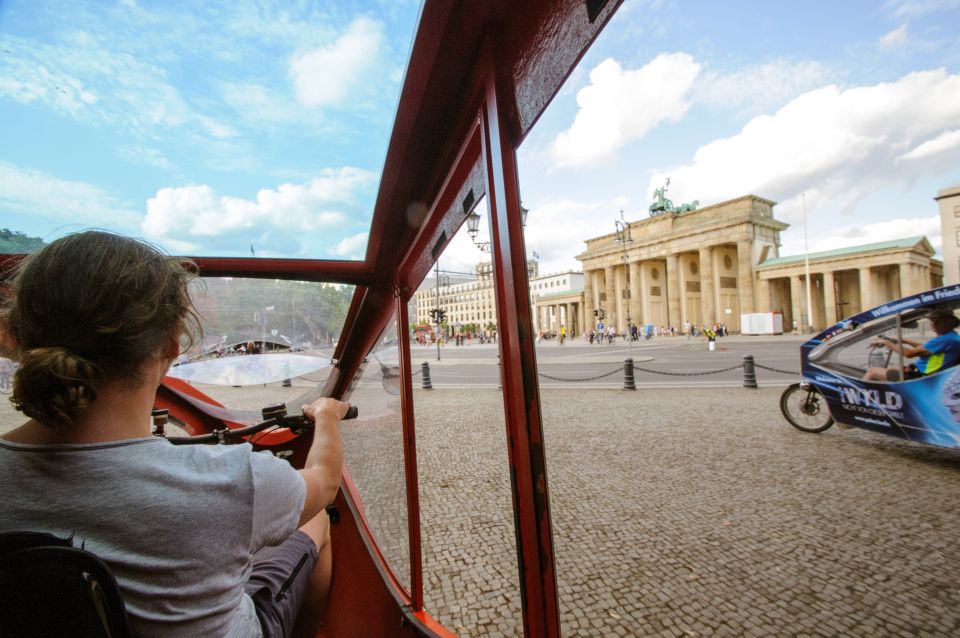 Berlin: Private E-Rickshaw Tour With Hotel Pickup Service - E-Rickshaw Features and Capacity