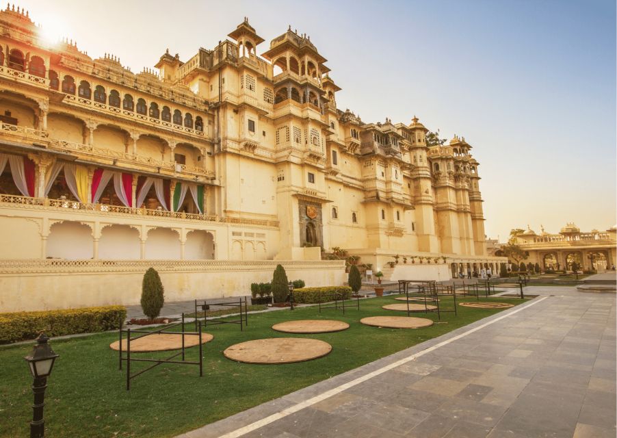 Best of Udaipur Guided Full Day City Sightseeing Tour by Car - Important Information
