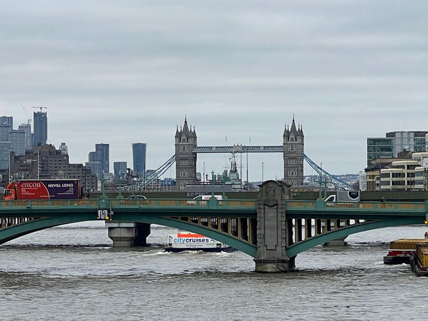 Explore London, Cenotaph, and Buckingham Palace - National Gallery Collections