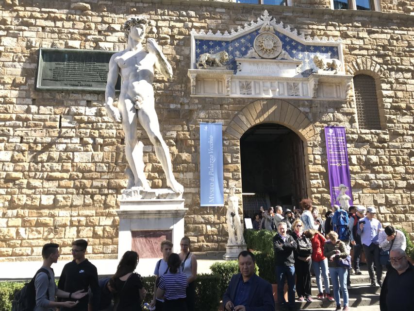 Florence: Piazza Della Signoria Childrens Walking Tour - Accessibility Features