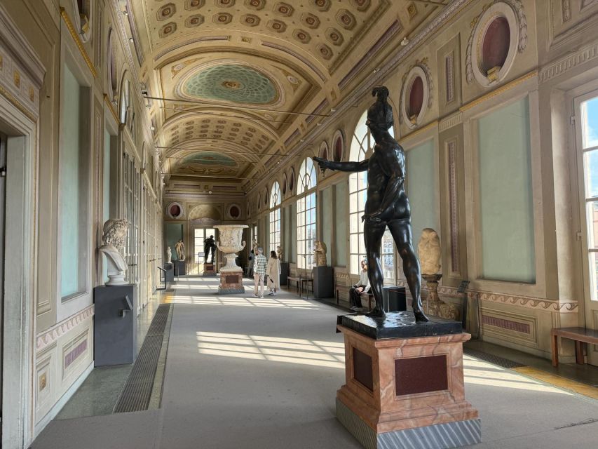 Florence: Skip-the-Line Uffizi Gallery VIP Tour - Accessibility Features