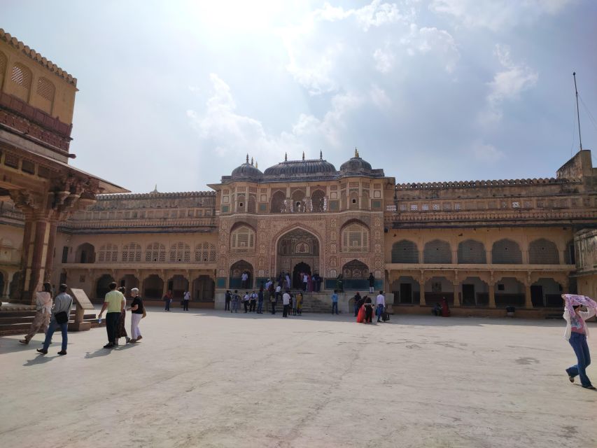 From Delhi: Private Jaipur & Amber Fort Guided Tour by Car - What to Bring