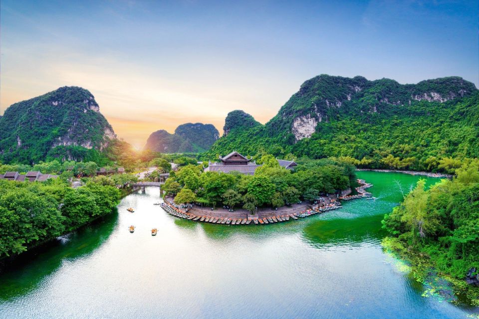 From Hanoi: Ninh Binh, Hoa Lu, Tam Coc, & Mua Cave Day-Trip - Exploring Tam Coc by Boat