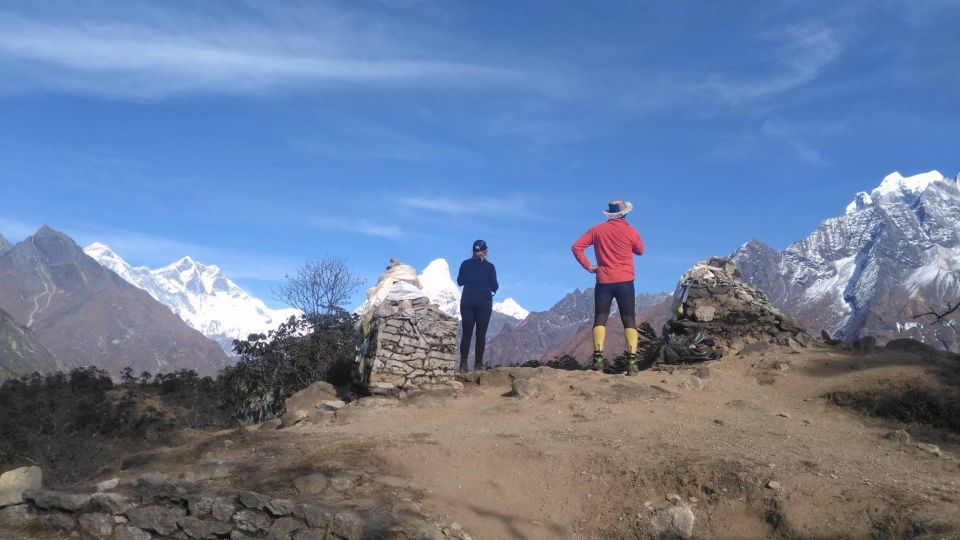 From Kathmandu Budget: 17 Day Everest Three Passes Trek - Detailed Itinerary