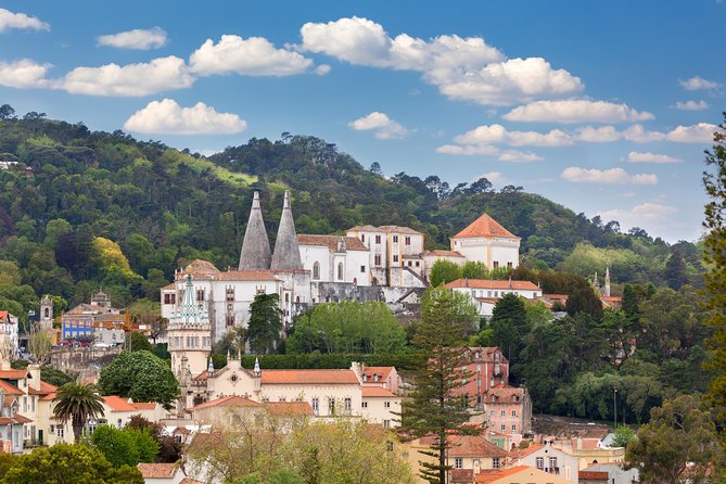 From Lisbon: Sintra Highlights and Pena Palace Full-Day Tour - Tips for a Great Day