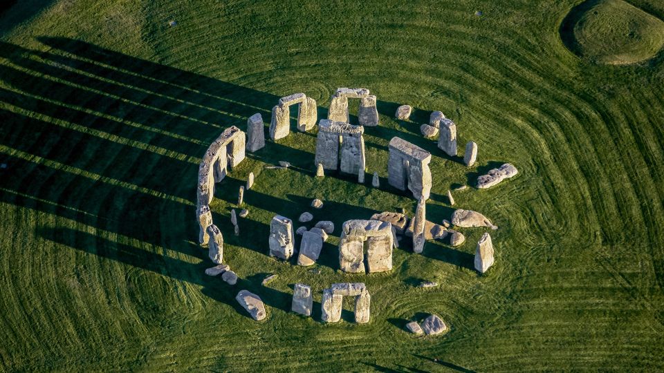 From London: Stonehenge and Windsor Castle Day Trip - What to Bring