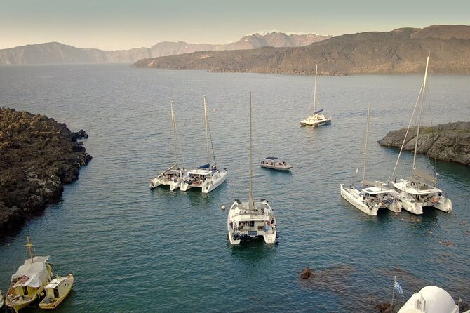 Golden Route: Santorini Sunset Cruise With Ammoudi Bay Views - What to Expect on the Cruise