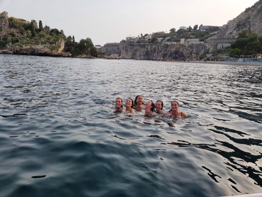 GROUP SUNSET BOAT TOUR IN TAORMINA WITH APERITIF - Recap