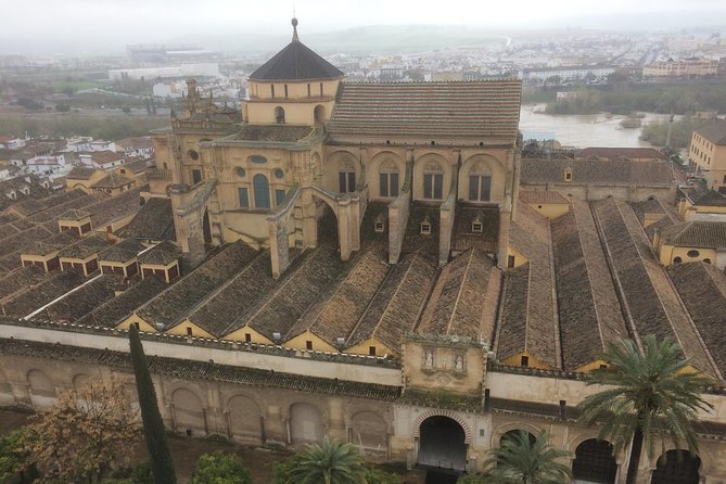 Guided Tour of the Mosque-Cathedral in Private Tickets Included - Personalizing Your Tour Experience