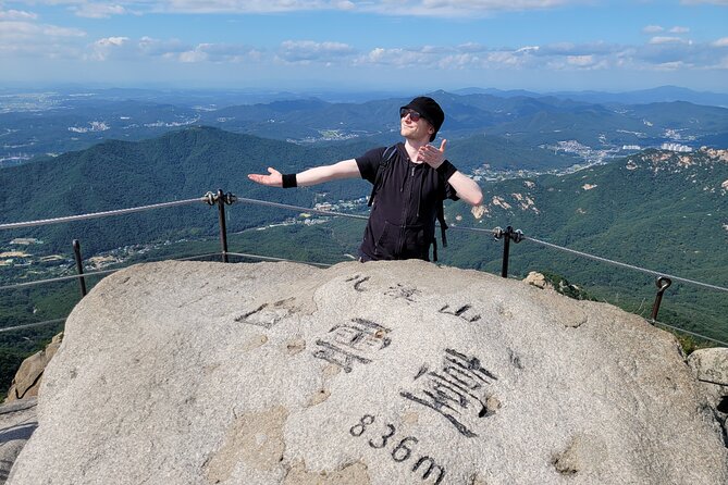 Hiking Adventure Bukhansan Highest Peak & Old Buddhist Temples Visit (Lunch Inc) - Tips for a Successful Experience