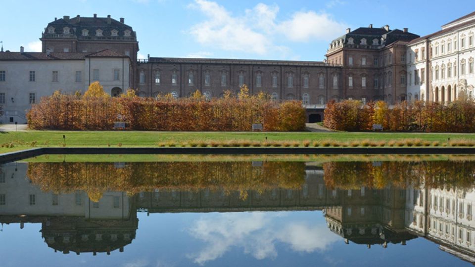 La Venaria Reale Entry Ticket and Hop-on Hop-off Bus Tour - Booking and Cancellation Policies