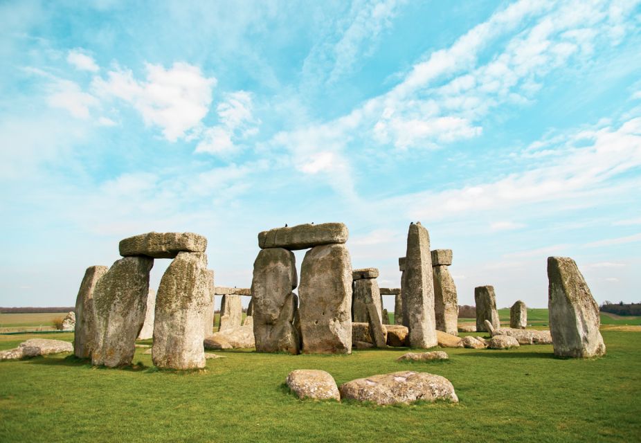 London: Stonehenge, Windsor, and Bath Day Trip by Bus - Customer Reviews and Ratings