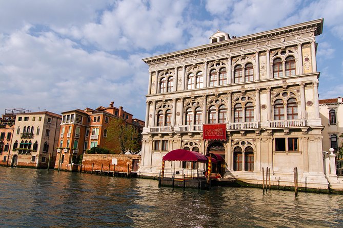 Motorboat Tour of Venice Grand Canal & Historic Basilica Visit - Tips for an Enjoyable Tour