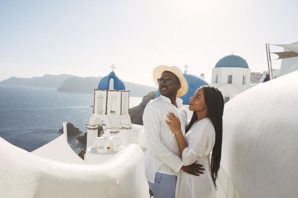 Oia: 30 Photo Session for Couples or Solo Travelers - Frequently Asked Questions