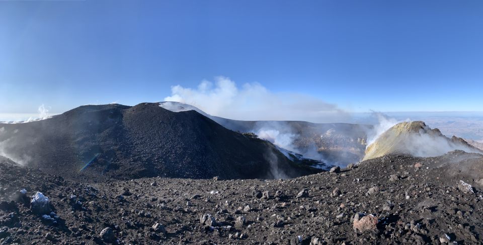 Piano Provenzana: Mount Etna Hiking Trip to 3,300 Meters - Customer Ratings