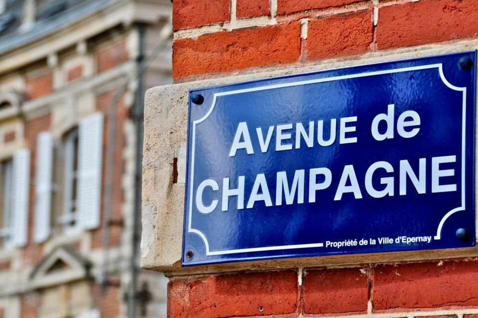 Private Champagne Moët & Chandon, Veuve Clicquot, Pommery - Inclusions and Amenities