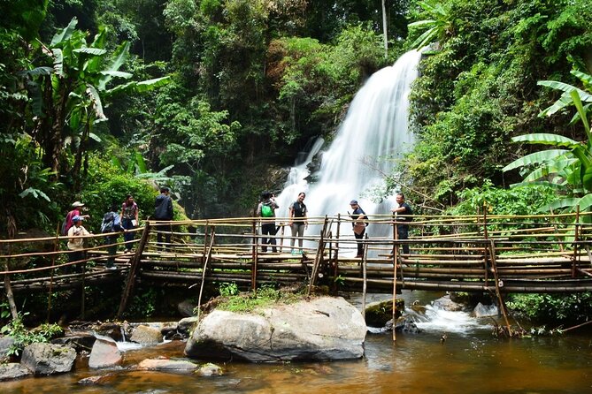 Private Tour to Doi Inthanon Including Twins Pagodas and Hiking - Booking and Cancellation Policy