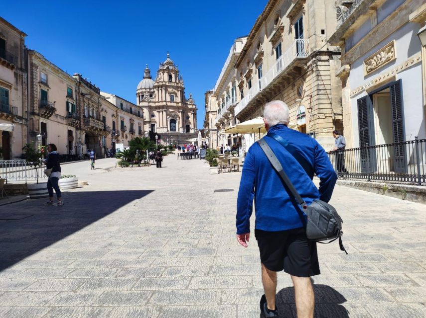 Ragusa Ibla: Guided Tour With Food Tasting - Travel Tips for Visitors