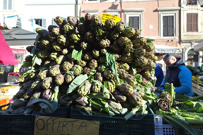 Rome Campo De Fiori, Ghetto and Pantheon Street Food Tour - Tips for Enjoying the Tour