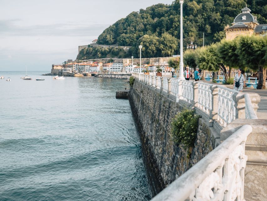 San Sebastián: Private Walking Historic & Cultural Tour - Learning About Citys History and Culture