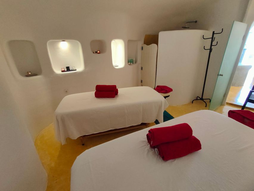 Santorini: Couples Massage W/ Wine, Fruits, and Pool Access - Tips for Your Visit