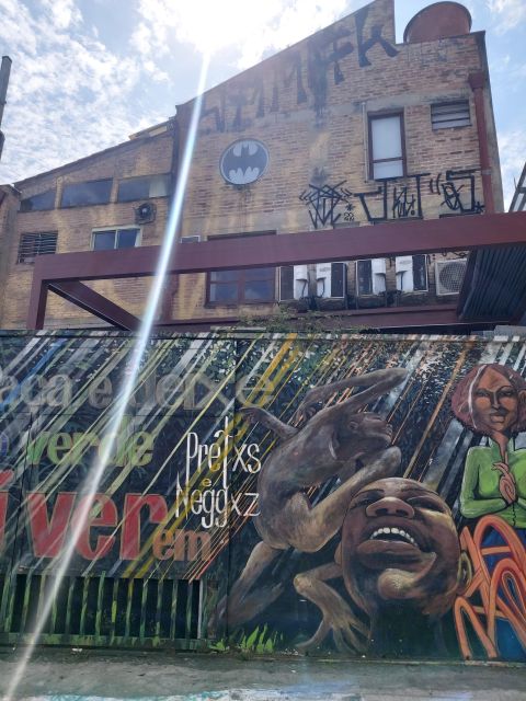 Sao Paulo: Bar and Street Art Crawl With Local Guide - Street Art Highlights