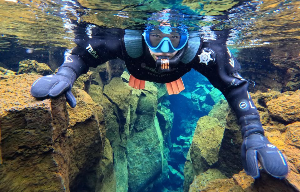 Silfra: Fissure Snorkeling Tour With Underwater Photos - What to Expect