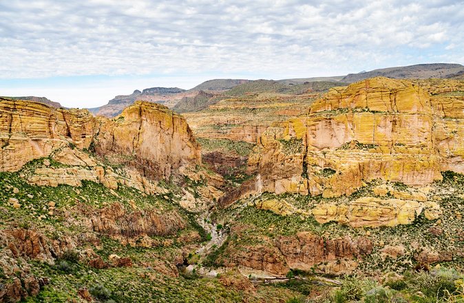 Small Group Apache Trail Day Tour With Dolly Steamboat From Phoenix - Tips for a Great Experience