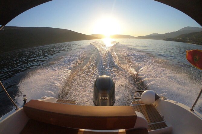 Speed Boat 3-Hour Guided Tour at the Blue Cave - Booking Information and Tips