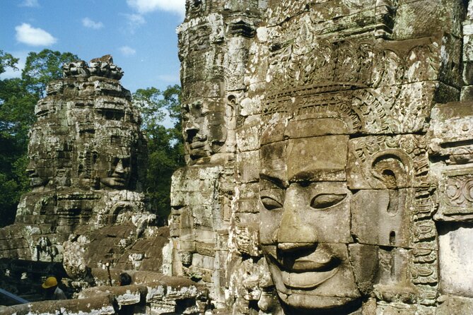 Sun Rise at Angkor Wat Small Group Day Tour From Siem Reap - Tips for Participants