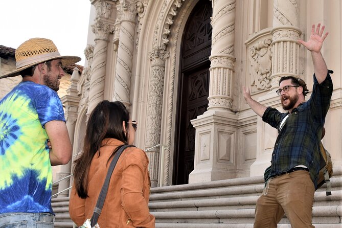 Take a Walk With a Storyteller! the Surreal San Francisco Tour. - Unique Features of the Tour