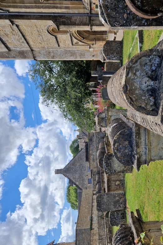 Warwick Castle, Shakespeares Stratford and the Cotswolds - Accessibility Information