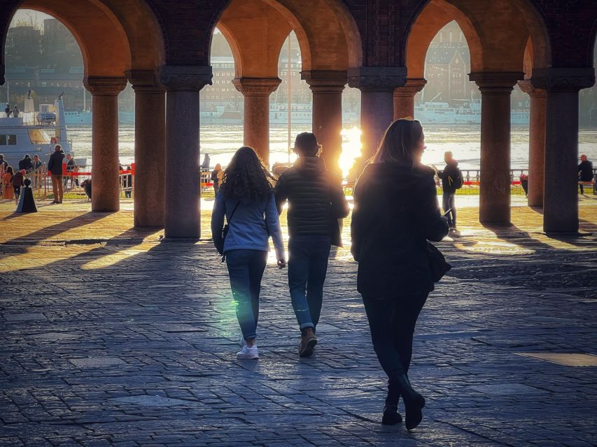 2-Hour Walking Tour in Stockholm - Booking Information and Cancellation Policy