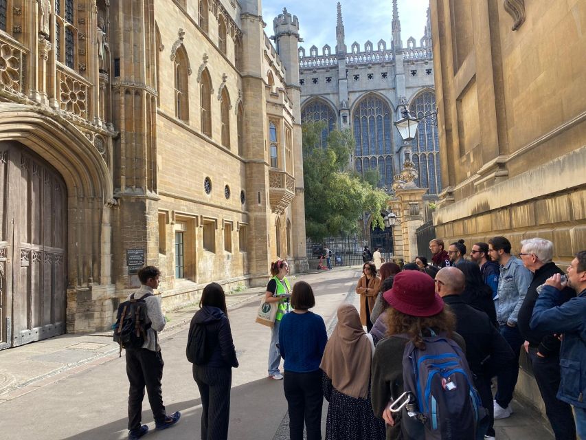 Cambridge: Uncomfortable Cambridge Walking Tour - Expert Tour Guides and Insights