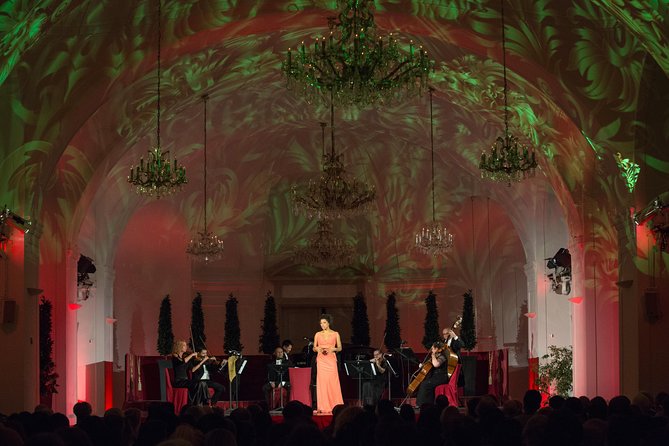 Exclusive Evening at Schönbrunn Palace: After-Hours Audiotour, Dinner, Concert - Tips for a Memorable Evening