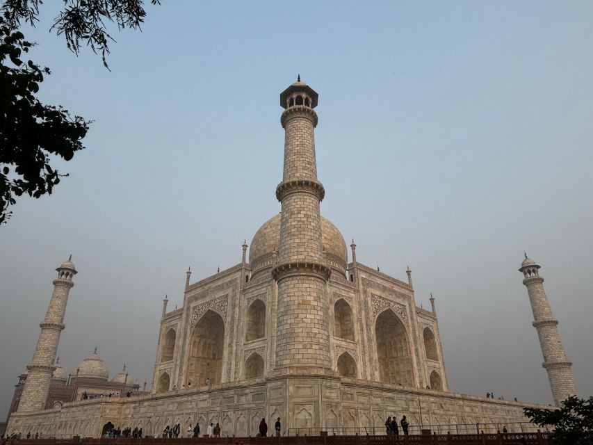 From Delhi To Agra & Taj Mahal Round Trip By Private Car - Customer Reviews and Feedback