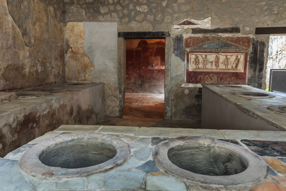 From Pompeii: Guided Walking Tour With Skip-The-Line Entry - Visiting Pompeii