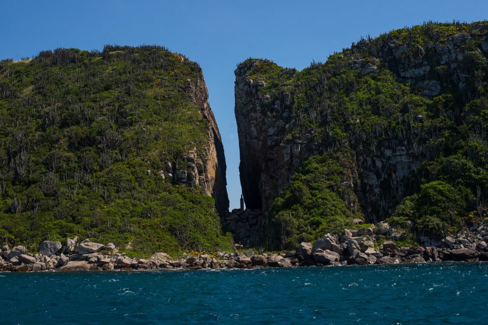 From Rio: Arraial Do Cabo Day Trip With Boat Tour - Nearby Attractions