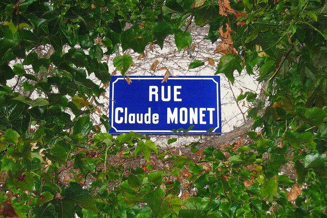 Giverny & Monets House Audio Guided Half-Day Tour From Paris - Additional Tips for Enjoyment