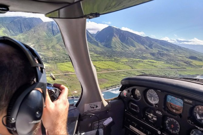 Maui Circle Island-Private-Air Tour: up to 3: Waterfalls & Lava! - Tips for Your Tour