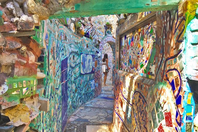 Philadelphia Public Art Tour With Magic Gardens - Exploring South Philly Neighborhoods