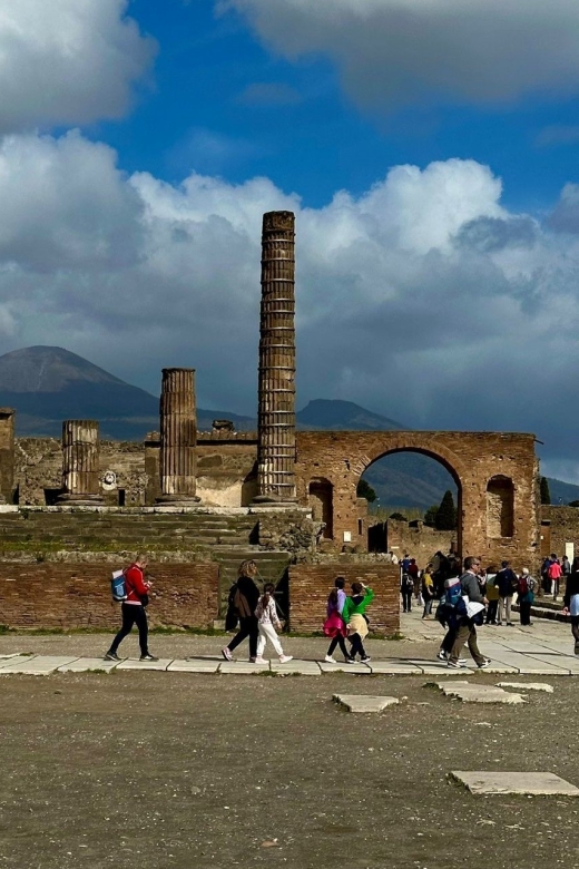 Pompeii: Walking Tour With an Archeological Guide - Tips for Your Visit